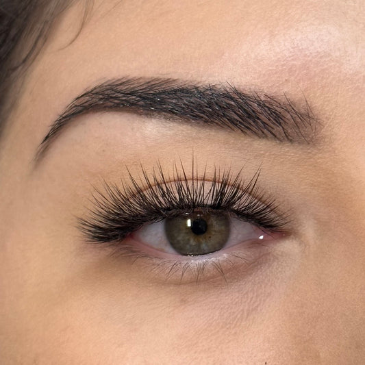 VIOLET Faux Cashmere Eyelashes