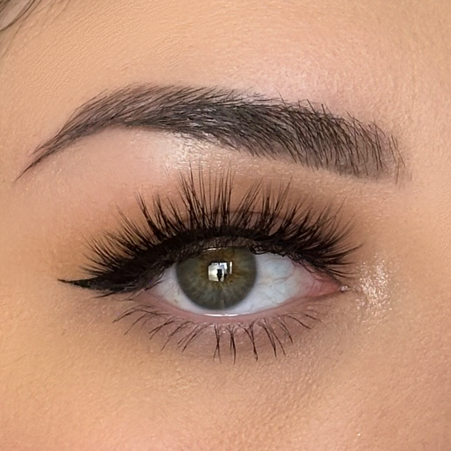 AZALEA Synthetic Korean Silk Eyelashes