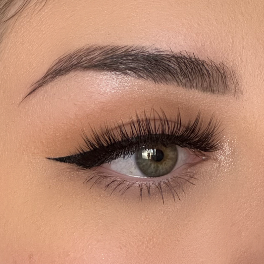 MAGNOLIA Faux Cashmere Eyelashes