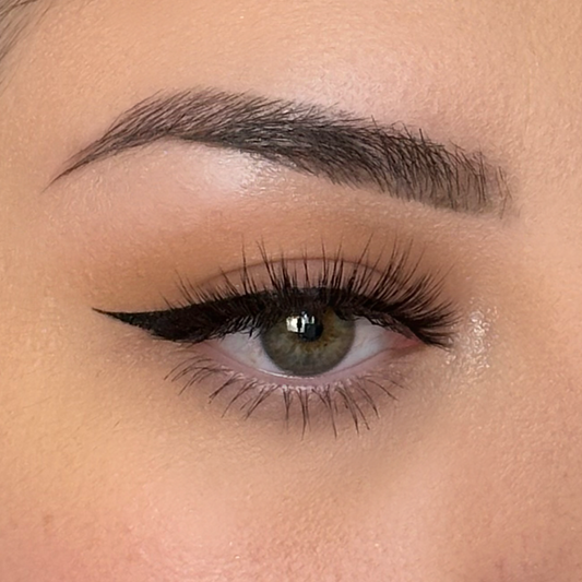 VIOLET Faux Cashmere Eyelashes